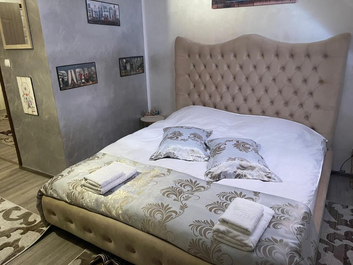 瓦马 Casa Cu Pitici旅馆 外观 照片