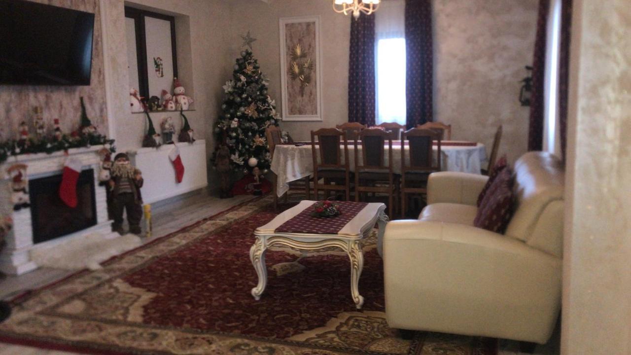 瓦马 Casa Cu Pitici旅馆 外观 照片